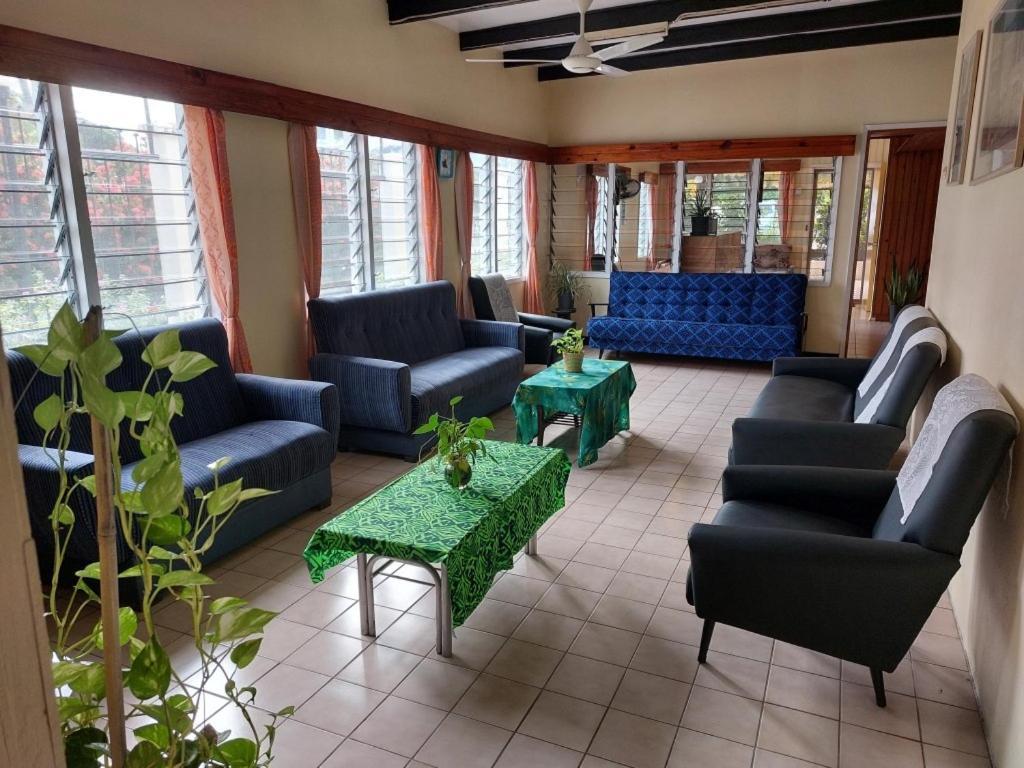 Newtown Beach Bed And Bath Nadi Bagian luar foto